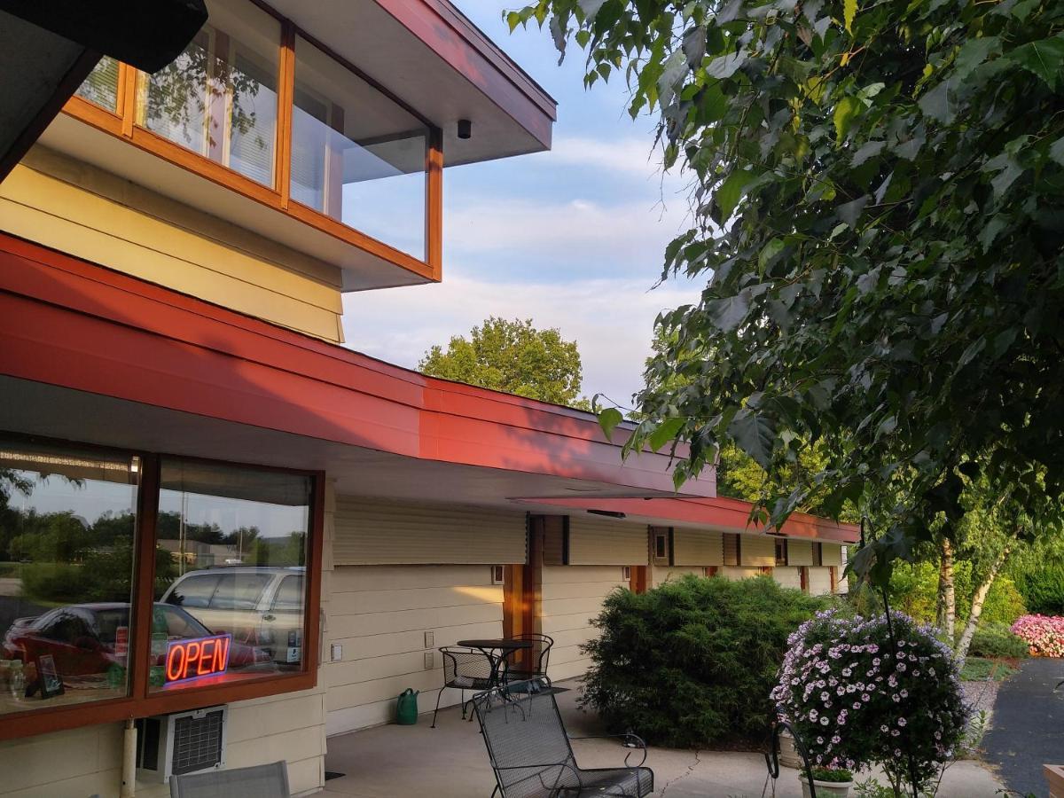 ספרינג גרין The Usonian Inn Llc מראה חיצוני תמונה